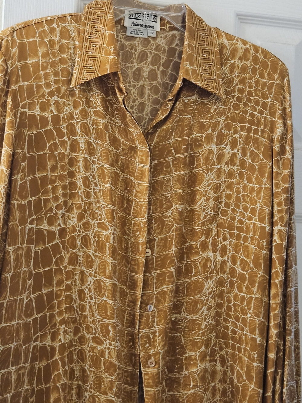 Neiman Marcus 100% Silk Golden Mustard Croc-Print Button Front Old Money Blouse